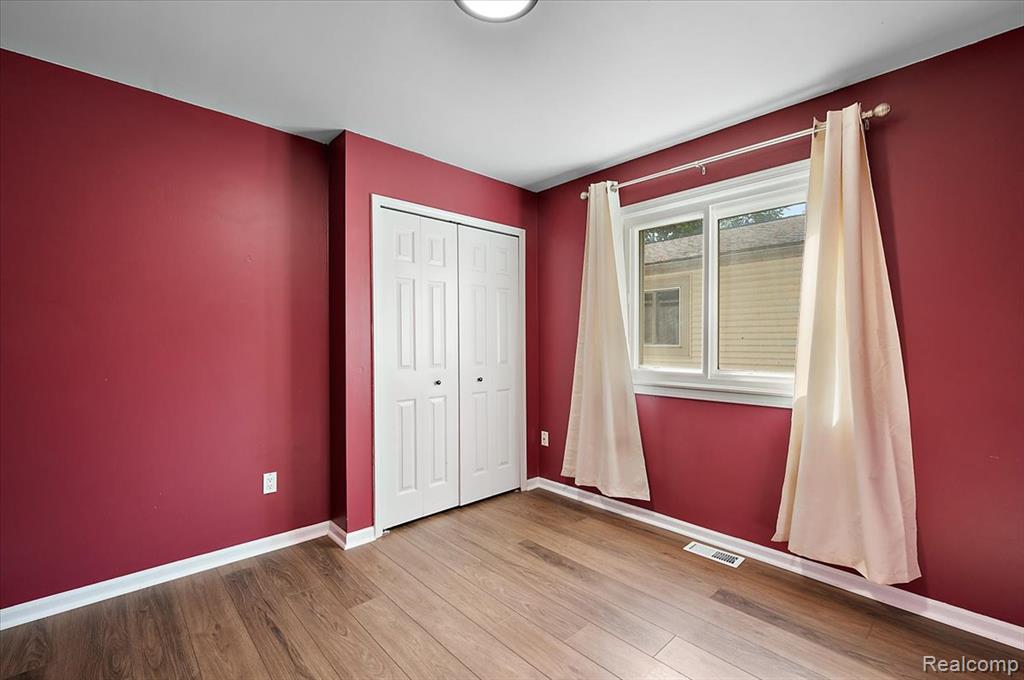 8809 Arlington Street, White Lake, MI — Photo 32
