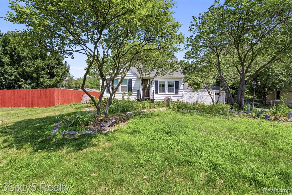 13599 S Huron River Drive, Romulus, MI 48174