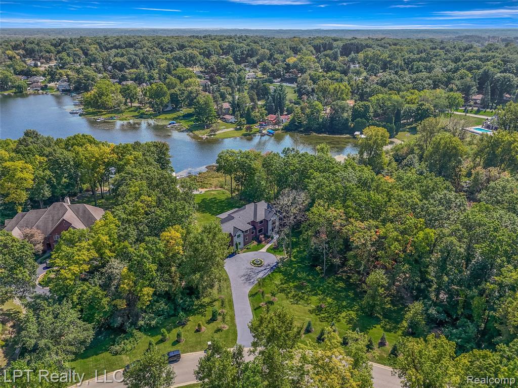 5029 Forest Valley Drive, Clarkston, MI 48348 — Photo 83
