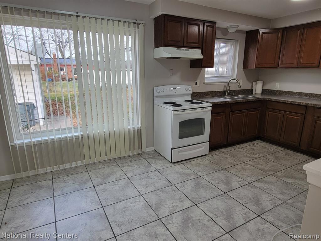 4661 Reader Drive, Warren, MI 48092 — Photo 5