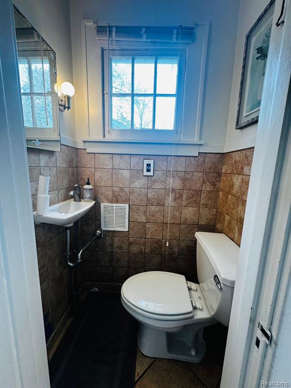 464 ROSEWOOD Avenue, East Lansing, MI 48823 — Photo 15