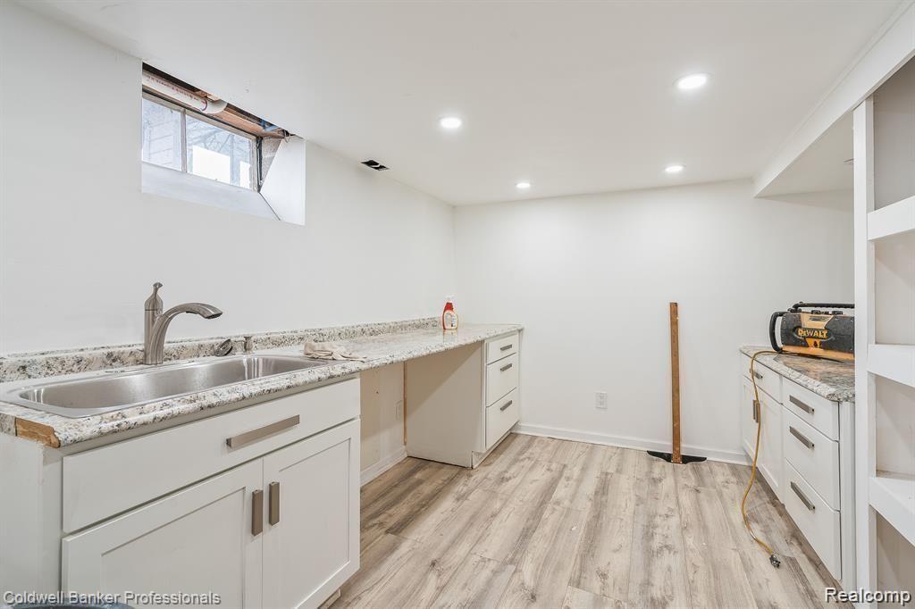 7851 E HAGGERTY Road, Van Buren, MI 48111 — Photo 13