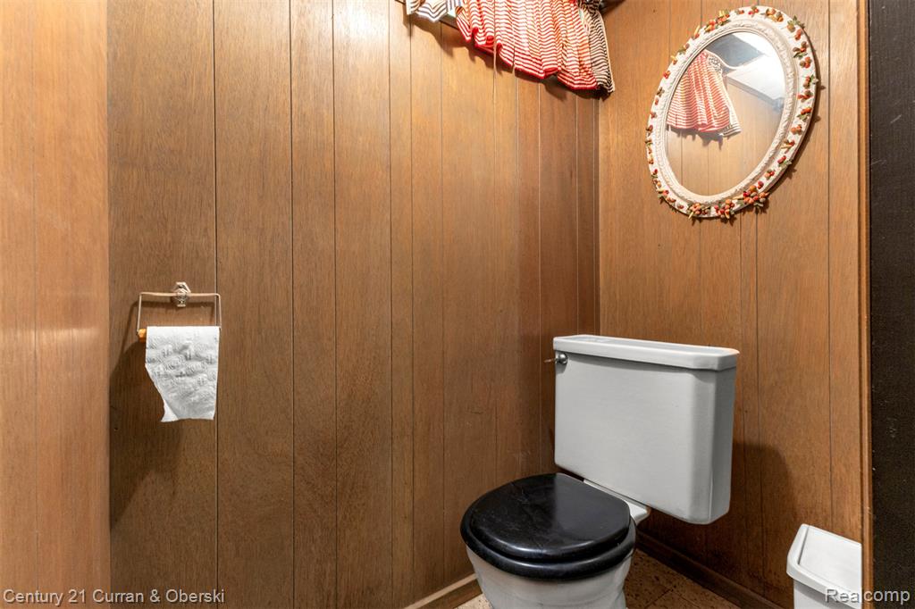 711 N Highland Street, Dearborn, MI 48128 — Photo 26
