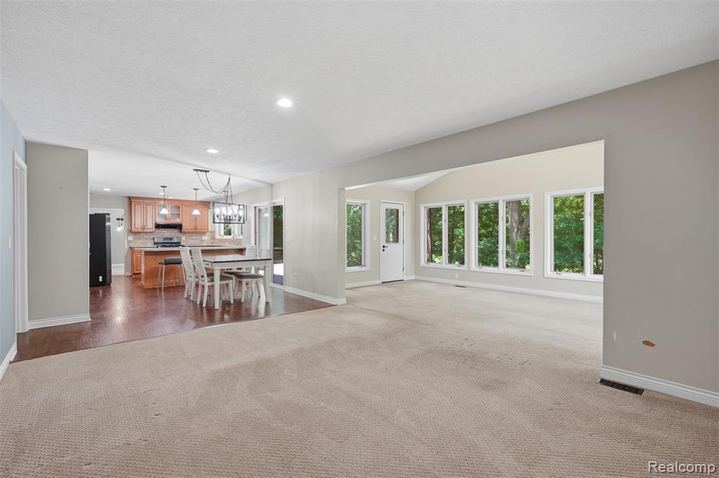5336 Urbana Drive, Brighton, MI 48116 — Photo 14