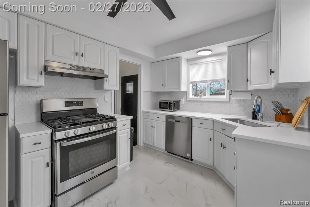 8281 Huron Street, Taylor, MI 48180 — Photo 14