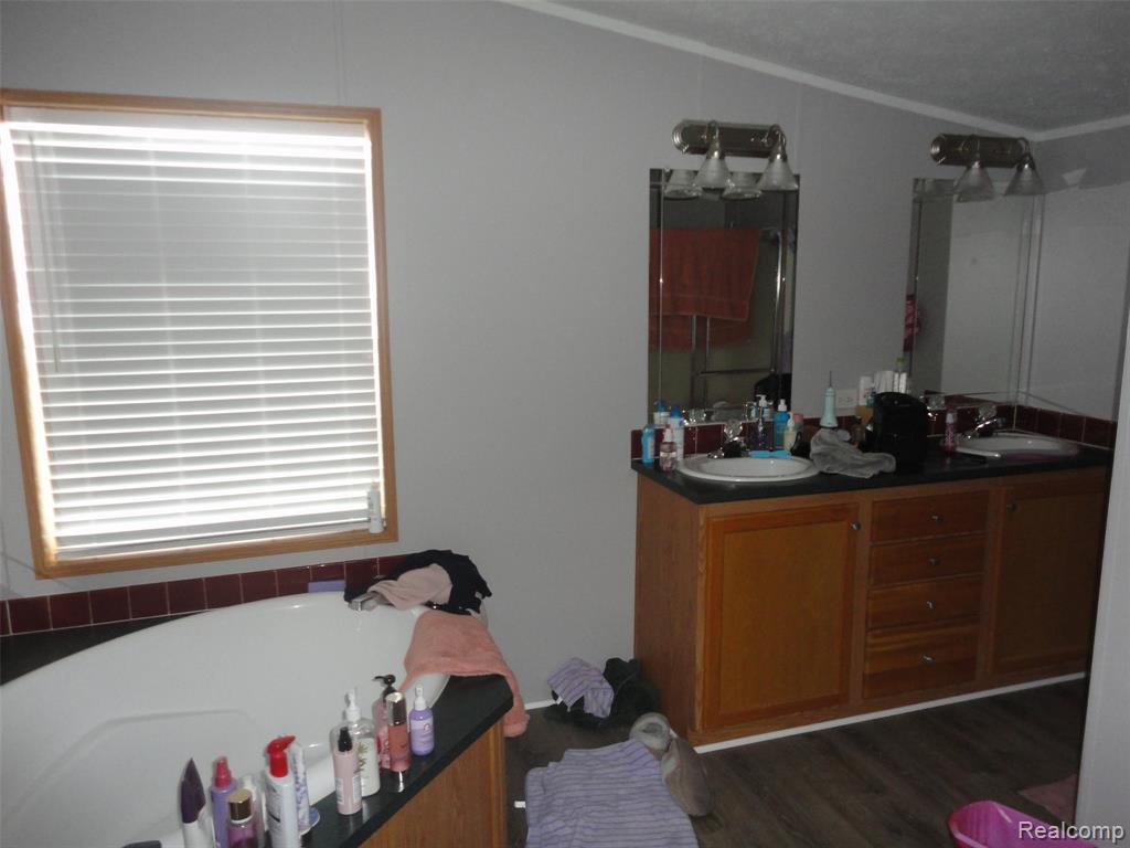 923 Stevens Trail, Monroe, MI 48161 — Photo 8