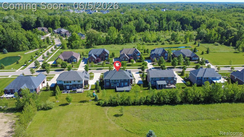 57558 Stoneleigh Drive, South Lyon, MI 48178 — Photo 81