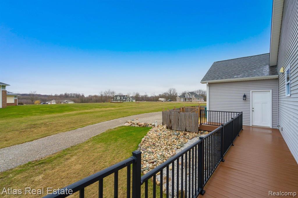 5053 HIDDEN RIDGE Drive, Metamora, MI 48455 — Photo 8