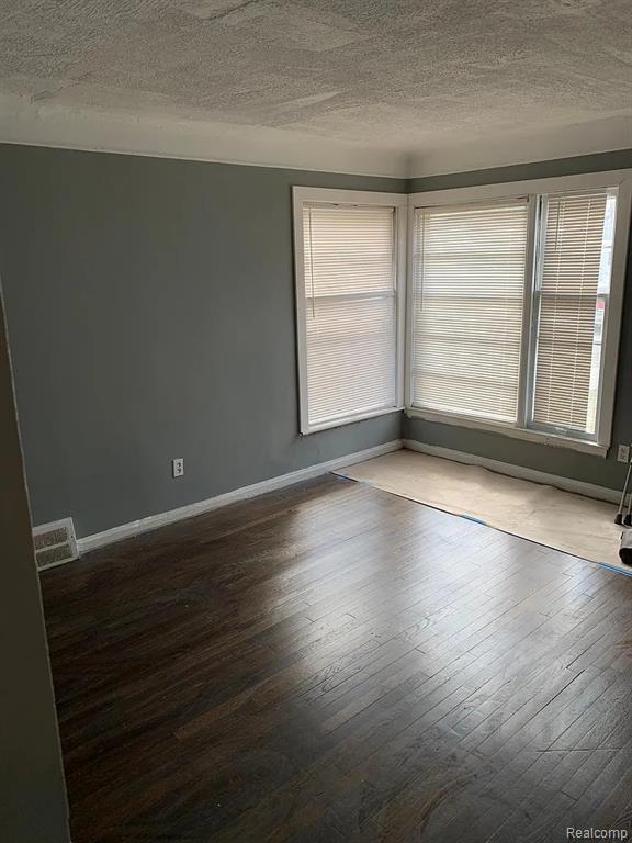 20244 Oakfield Street, Detroit, MI 48235 — Photo 4