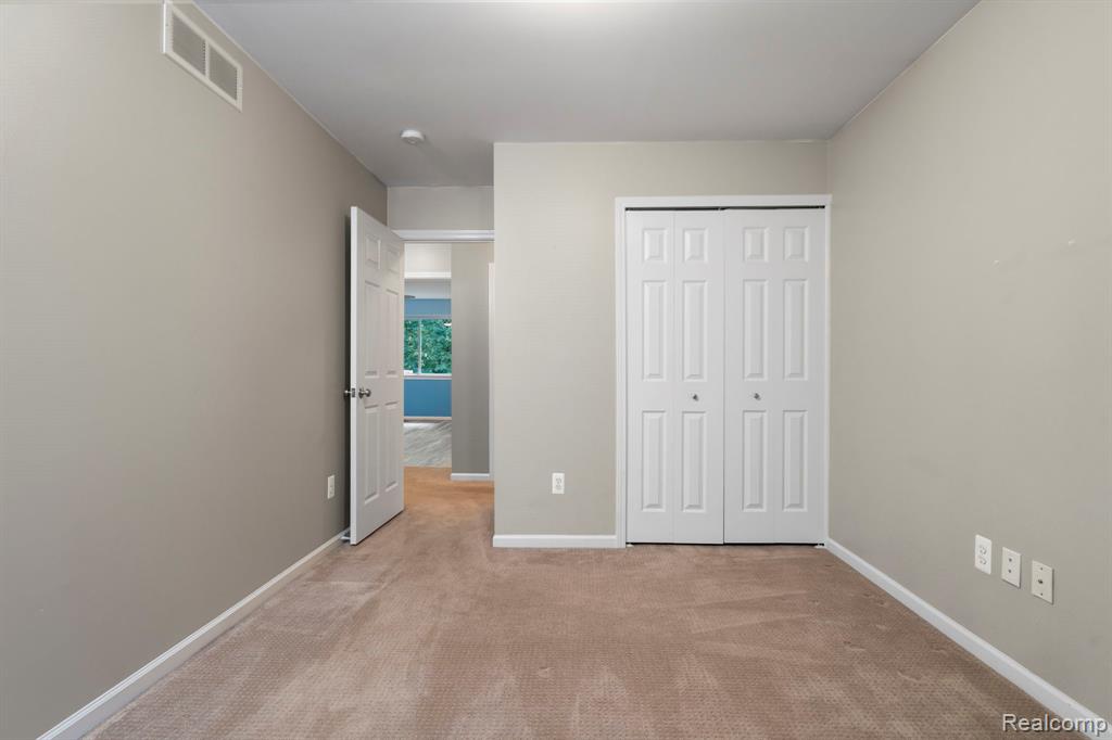 9438 Appleview Court, Brighton, MI 48116 — Photo 28