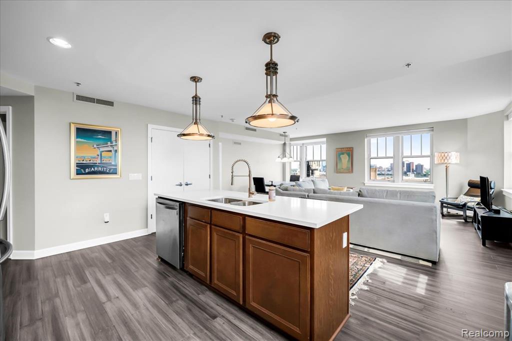 525 W LAFAYETTE Boulevard, 11D, Detroit, MI 48226 — Photo 18