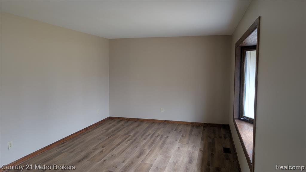 7445 New Hampshire Drive, Davison, MI 48423 — Photo 6