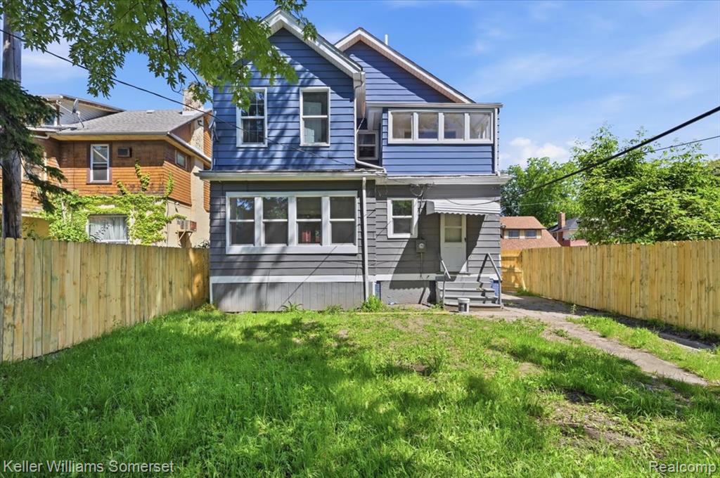 693 Calvert Street, Detroit, MI 48202 — Photo 36