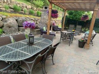 611 Wellington Circle, Rochester Hills, MI 48309 — Photo 13