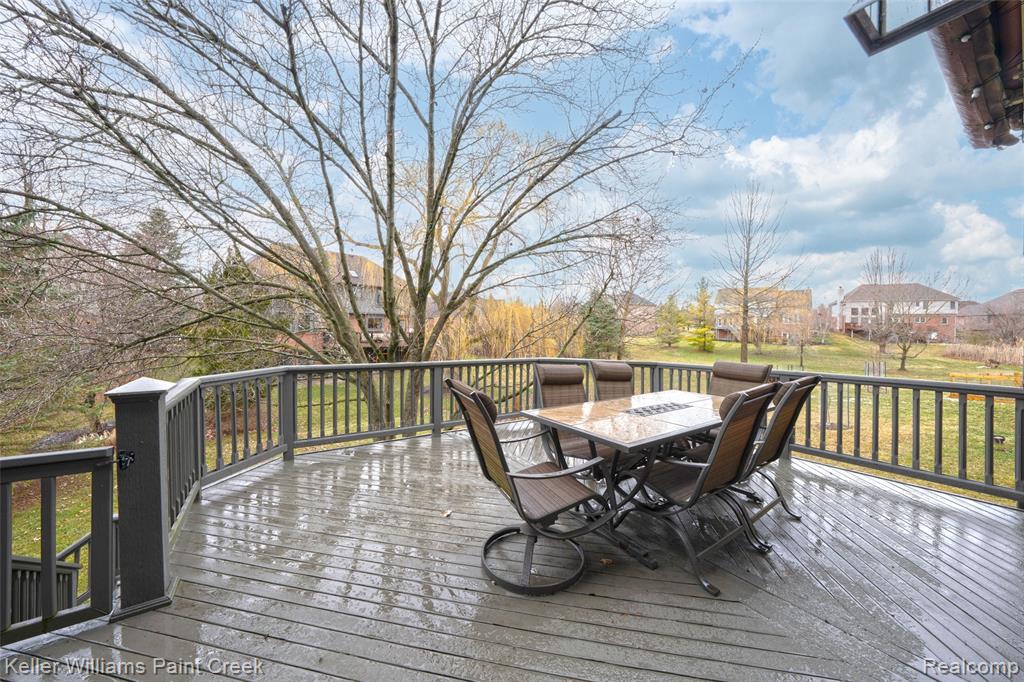 247 Glenmoor Drive S, Rochester, MI 48307 — Photo 50