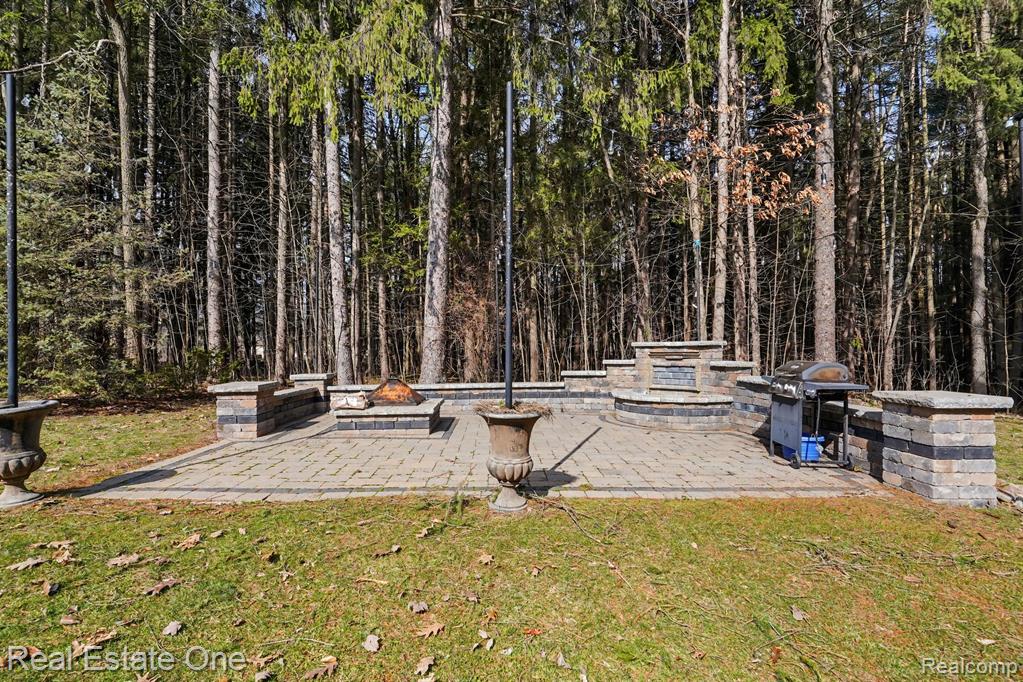 12901 Sleigh Trail, Milford, MI 48380 — Photo 41