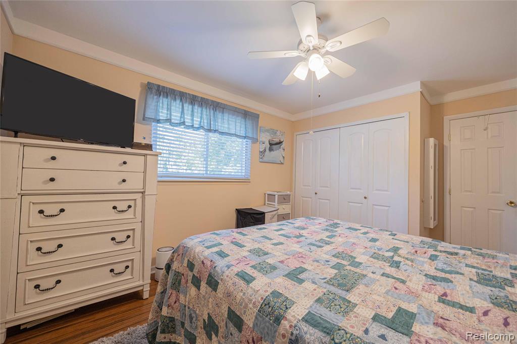 25298 Castlewood Drive, Woodhaven, MI 48183 — Photo 14