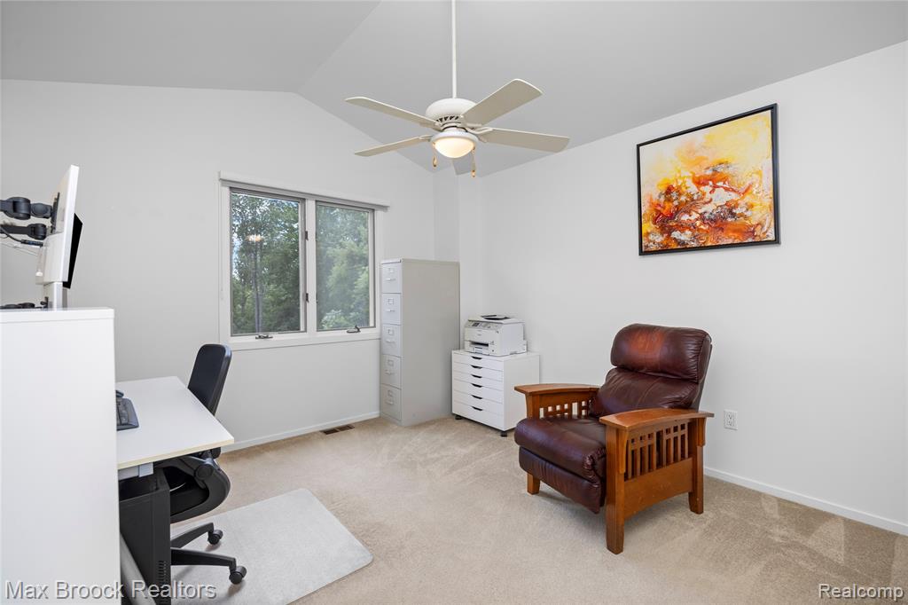 4860 Lagoons Circle, West Bloomfield, MI 48323 — Photo 46