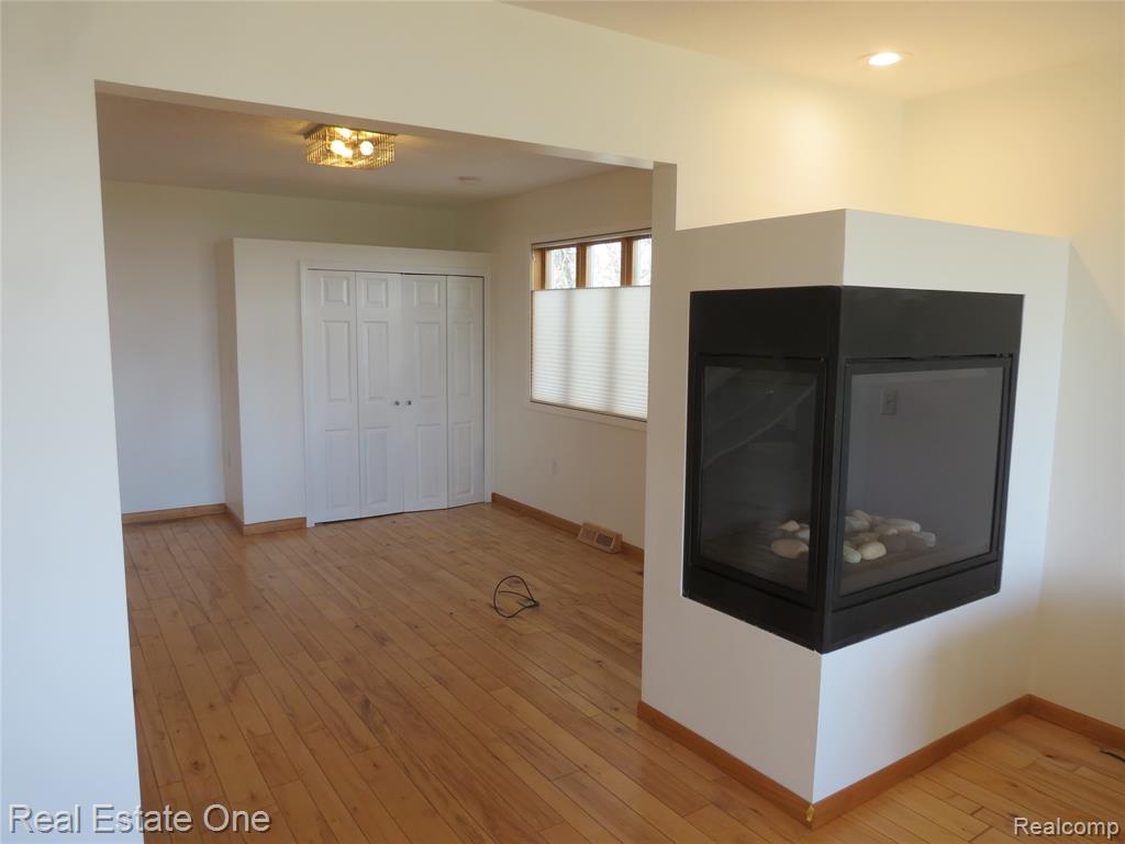 4583 Allen Cove Road, Luna Pier, MI 48157 — Photo 34