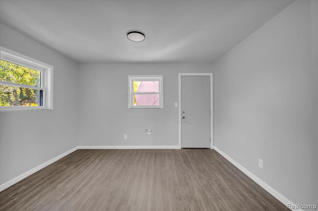 5524 Seebaldt Street, Detroit, MI 48204 — Photo 10