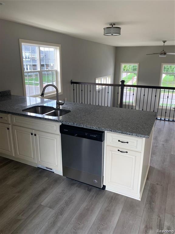 53502 CHAMPLAIN Street, Macomb, MI 48042 — Photo 3