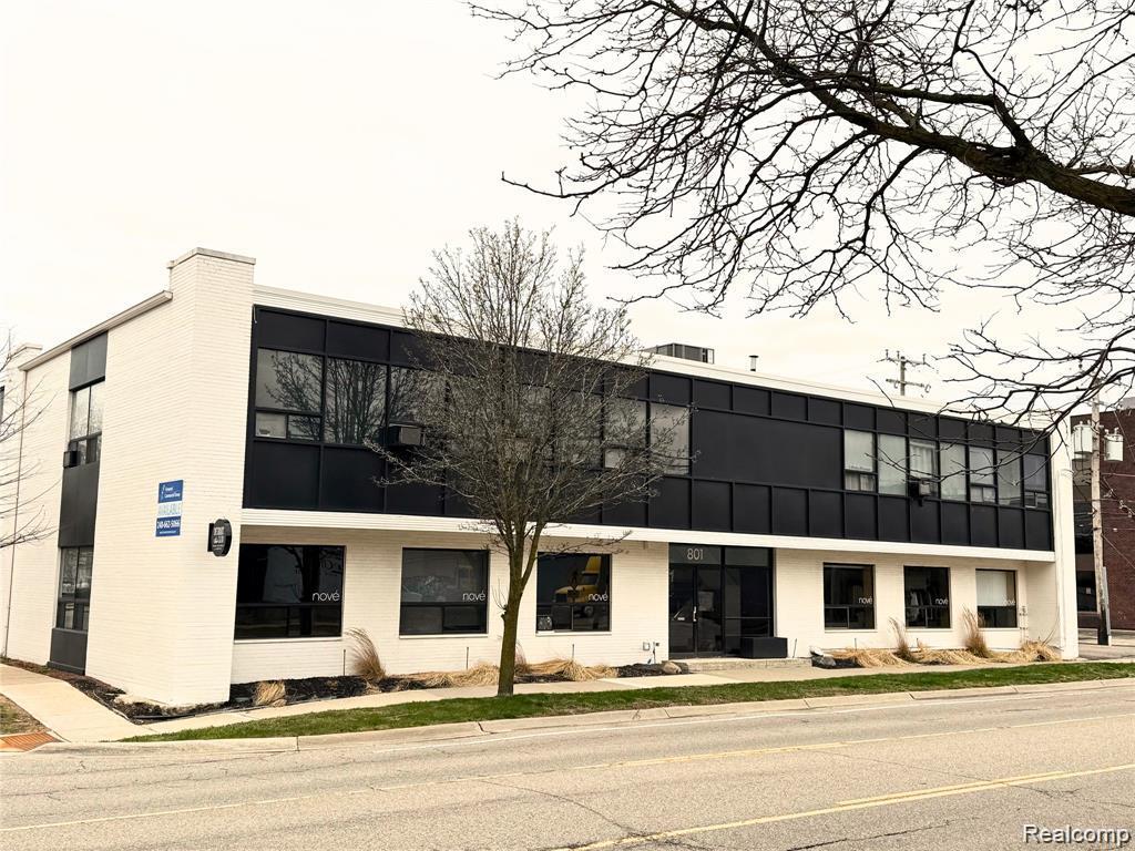 801 S Adams Road, Birmingham, MI 48009 — front exterior