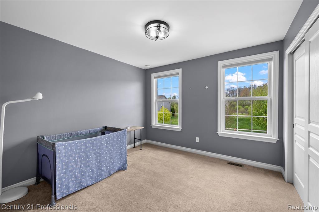 2083 Findley Circle, Lake Orion, MI — Photo 32