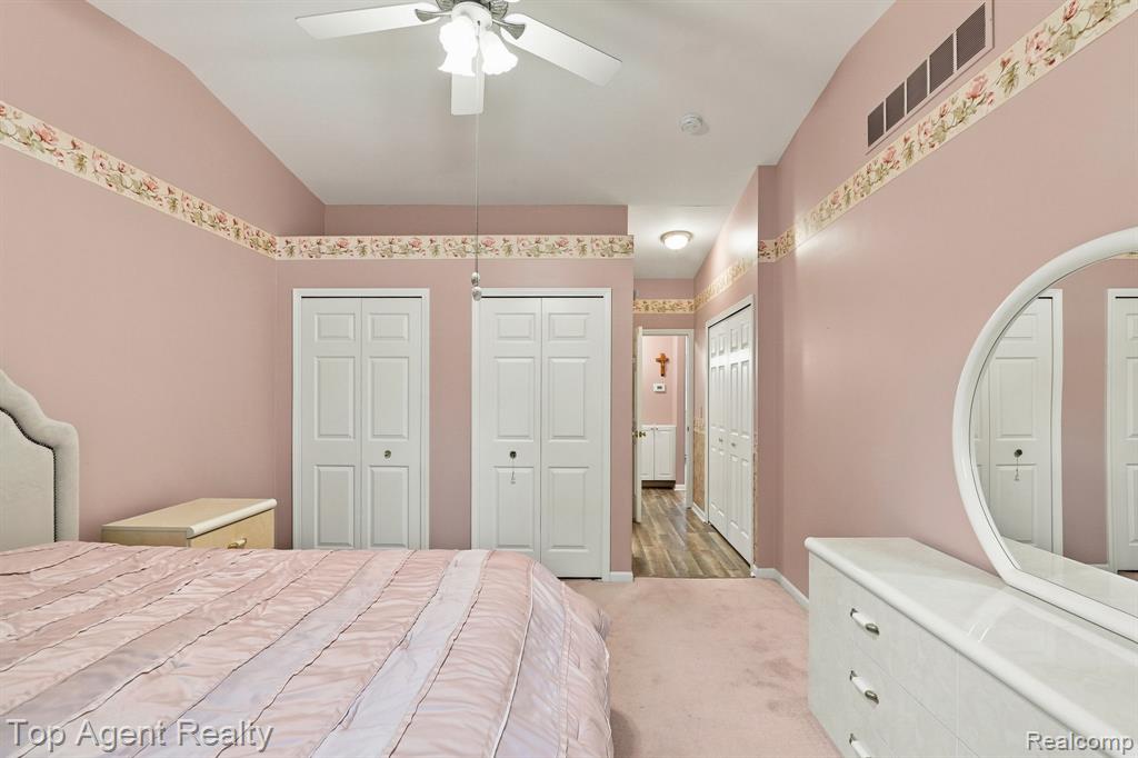 48659 Sundance Court, Utica, MI 48315 — Photo 20