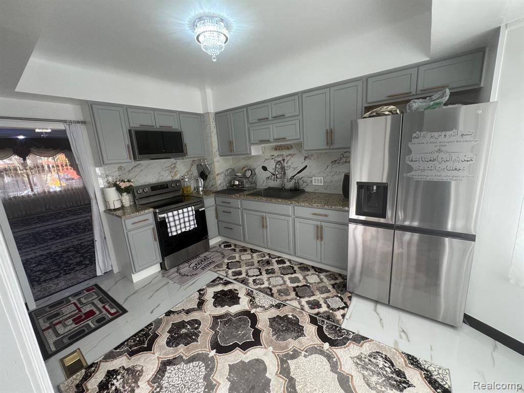 4212 Huron Street, Dearborn Heights, MI 48125 — Photo 10