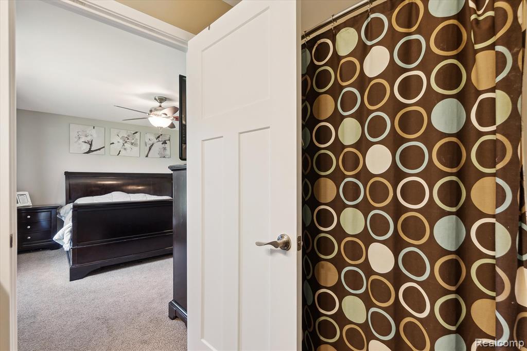 5332 Northwood Road, Grand Blanc, MI 48439 — Photo 16