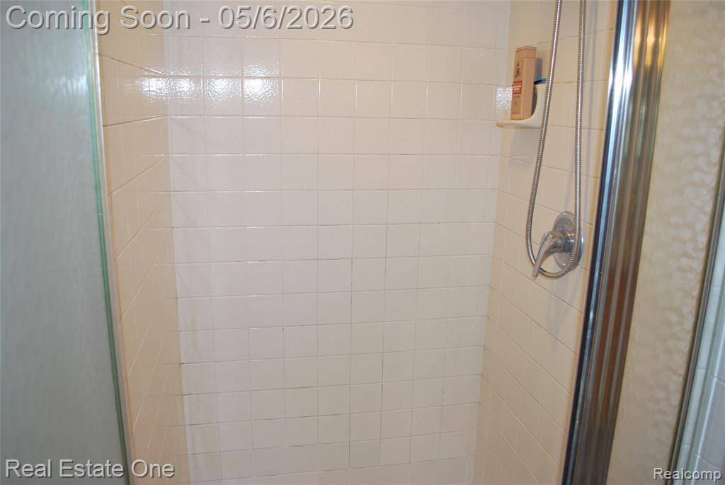 42998 Bradley Drive, Van Buren, MI 48111 — Photo 32