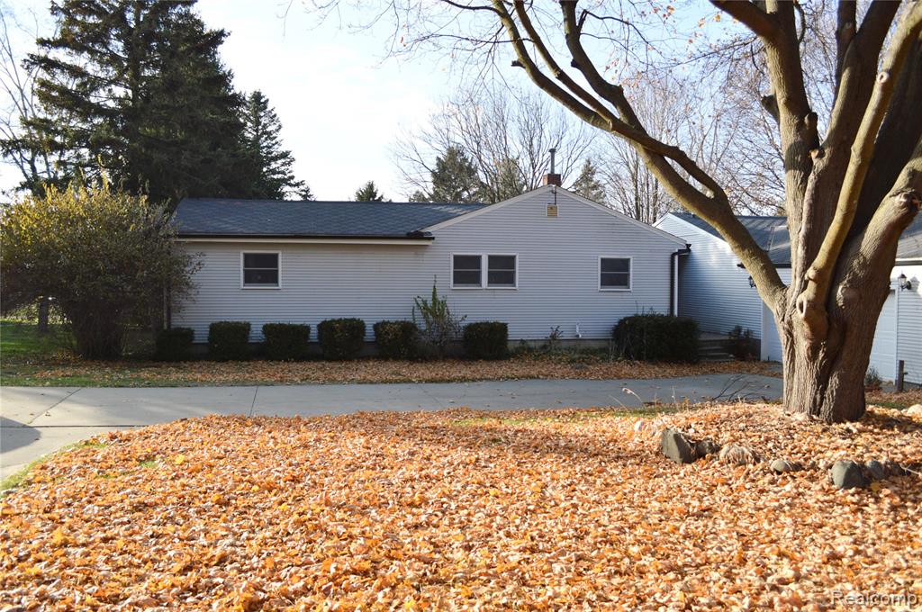 8344 Ellis, Clarkston, MI — Photo 3