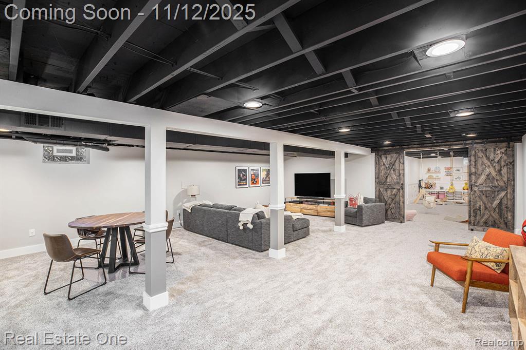 51376 Shelby Road, Shelby Twp, MI 48316 — Photo 32