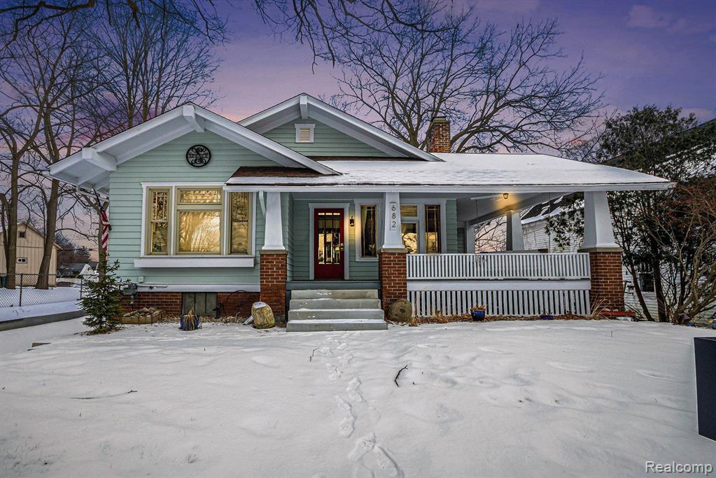 682 PINE Street, Lapeer, MI 48446 — front exterior