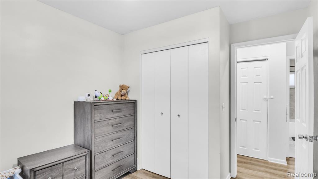 5961 Centralia Street, Dearborn Heights, MI 48127 — Photo 17