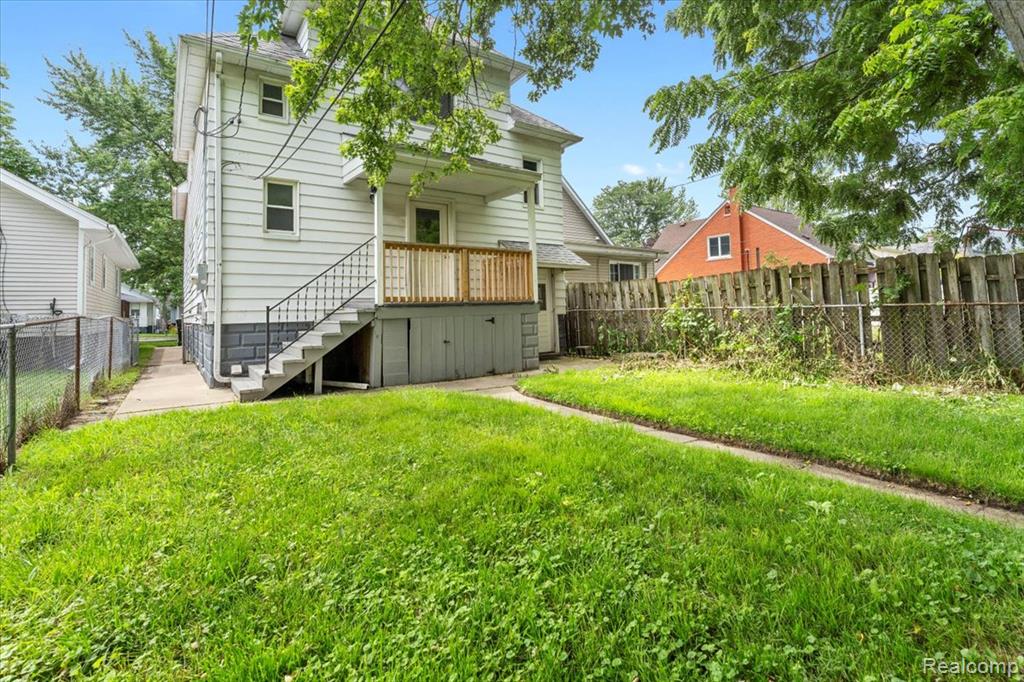 922 Maple, Wyandotte, MI 48192 — Photo 26