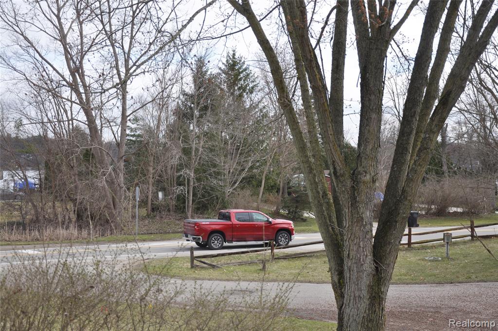 4670 E M 36, Pinckney, MI 48169 — Photo 8