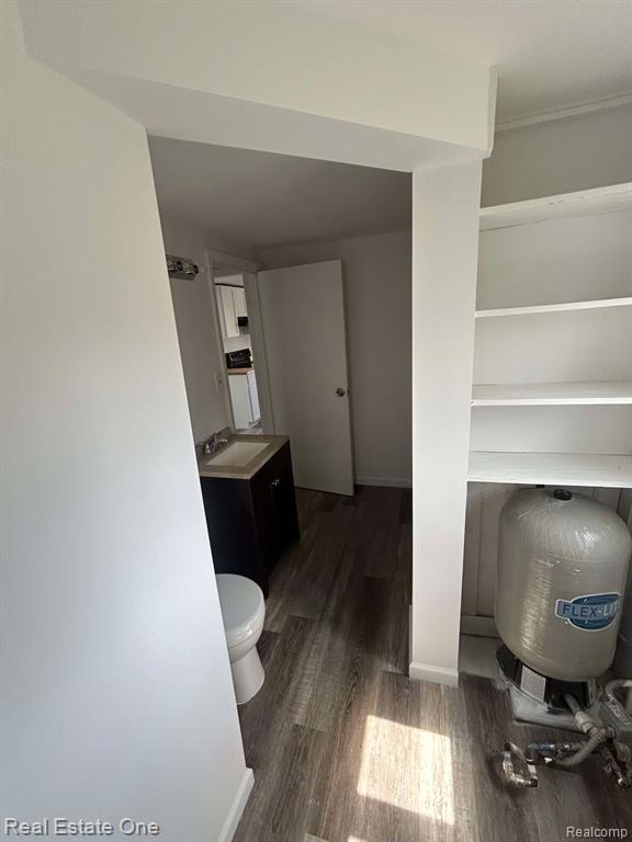 6044 PEARL Street, Burton, MI 48509 — Photo 12