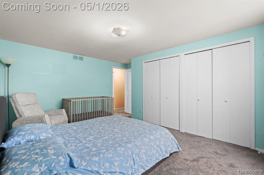 5686 Stratford Drive, West Bloomfield, MI — Photo 26