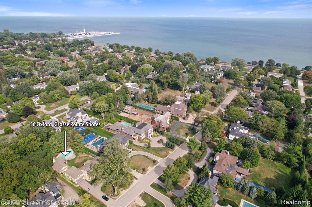56 Oxford Road, Grosse Pointe Shores, MI 48236 — Photo 2