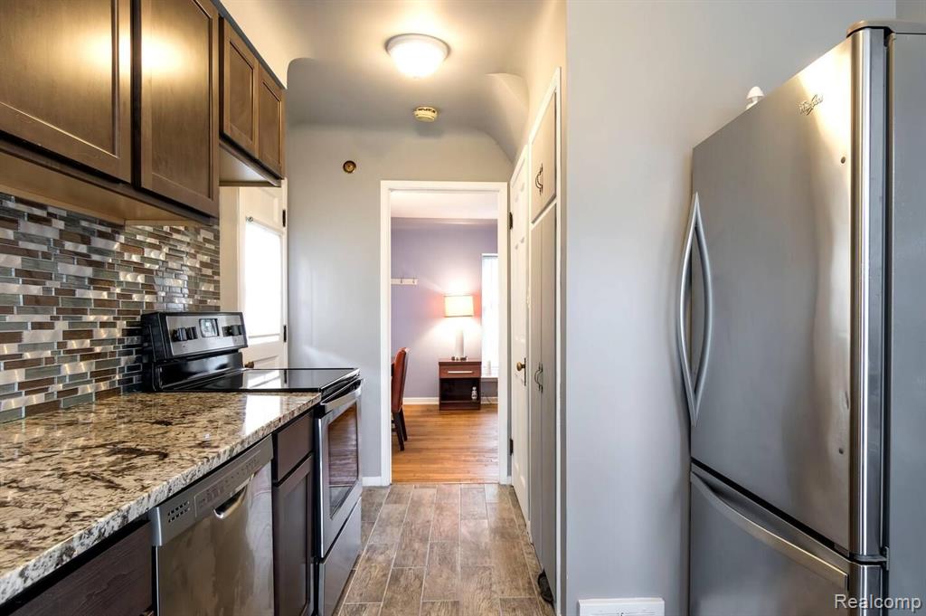 911 W 4th St, Royal Oak, MI 48067 — Photo 18