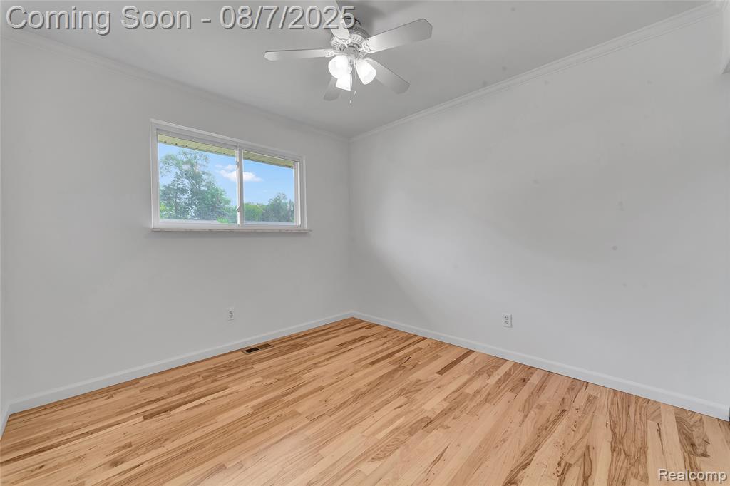 43403 Vivian Drive, Sterling Heights, MI 48313 — Photo 21