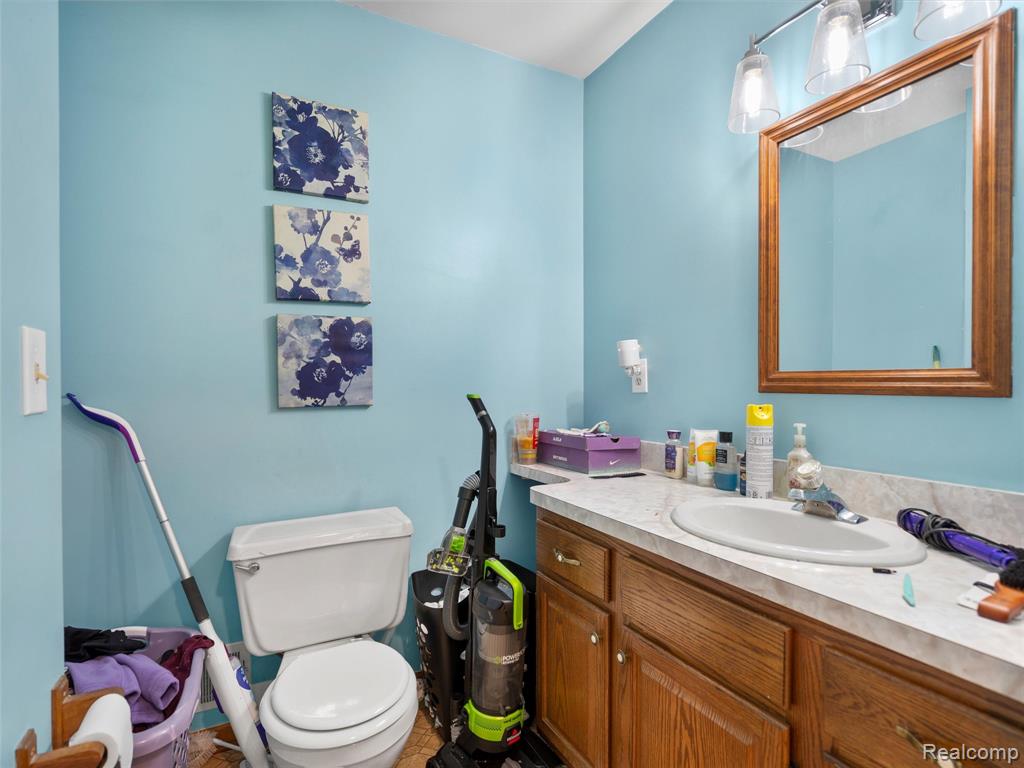 50695 Sass Road, Chesterfield, MI 48047 — Photo 12