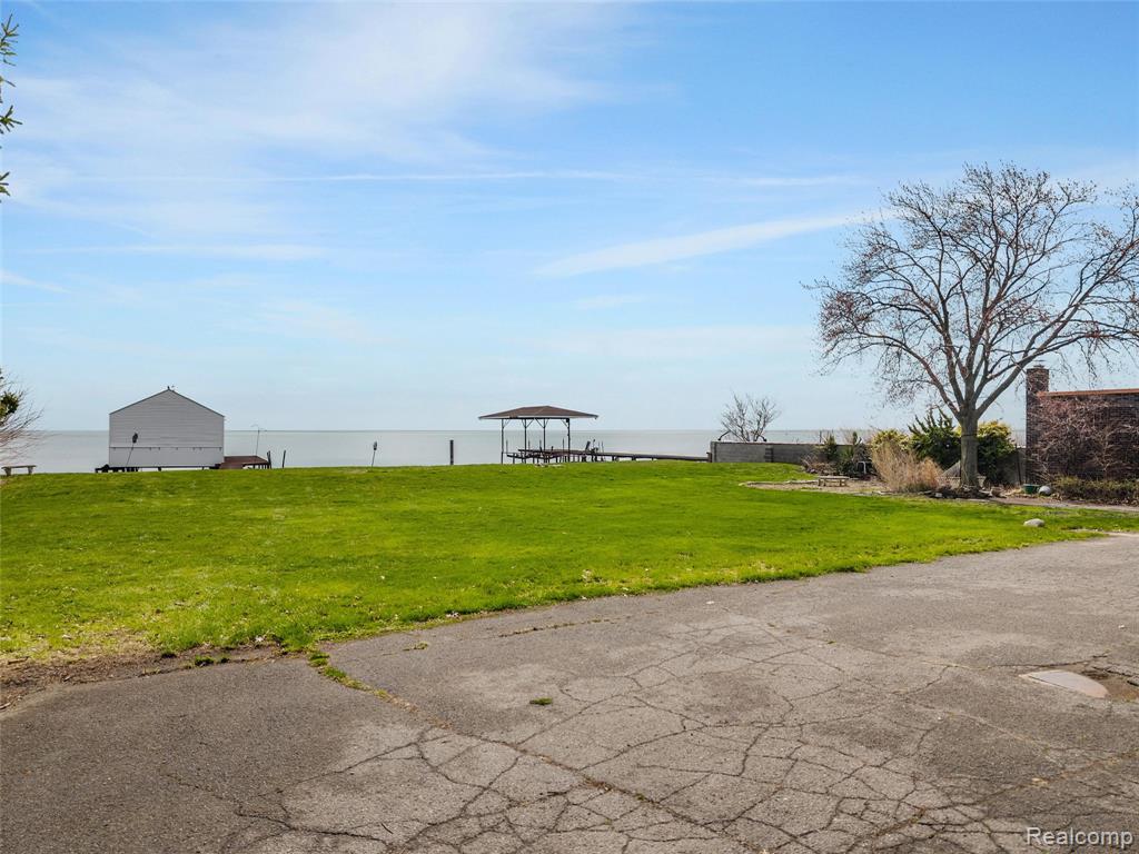 29128 Jefferson Avenue, Saint Clair Shores, MI 48081 — Photo 67