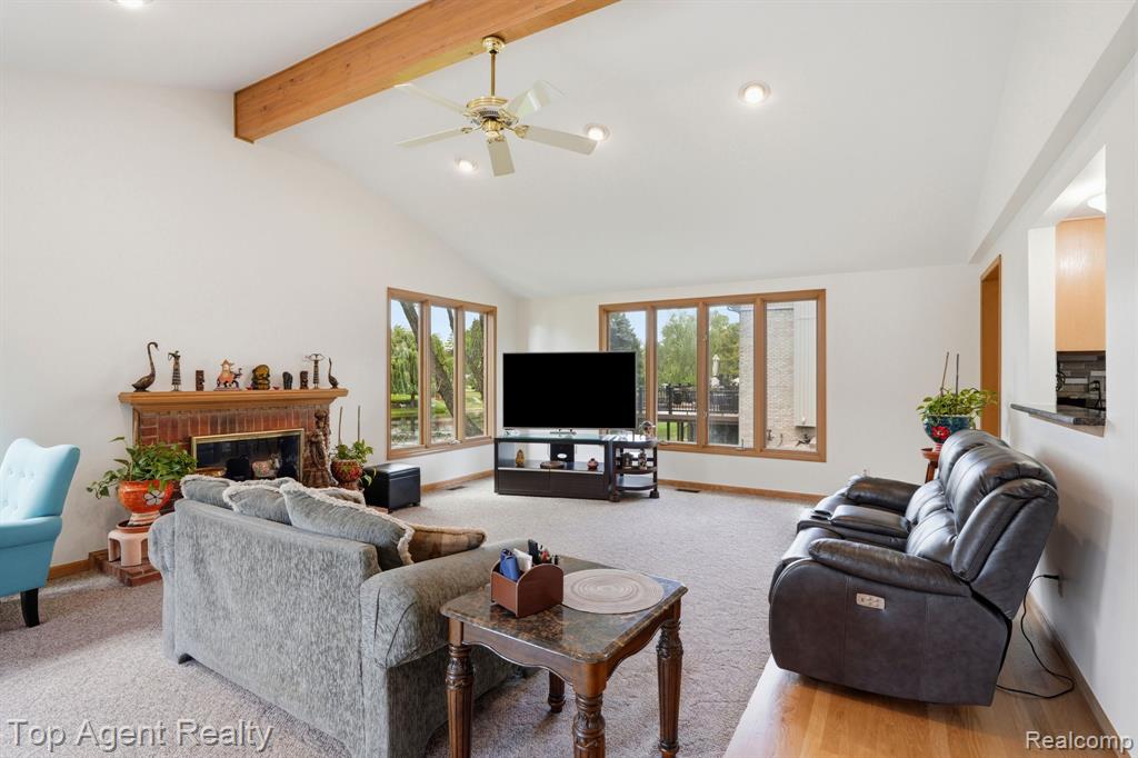 52825 Seven Oaks Drive, Utica, MI 48316 — Photo 11
