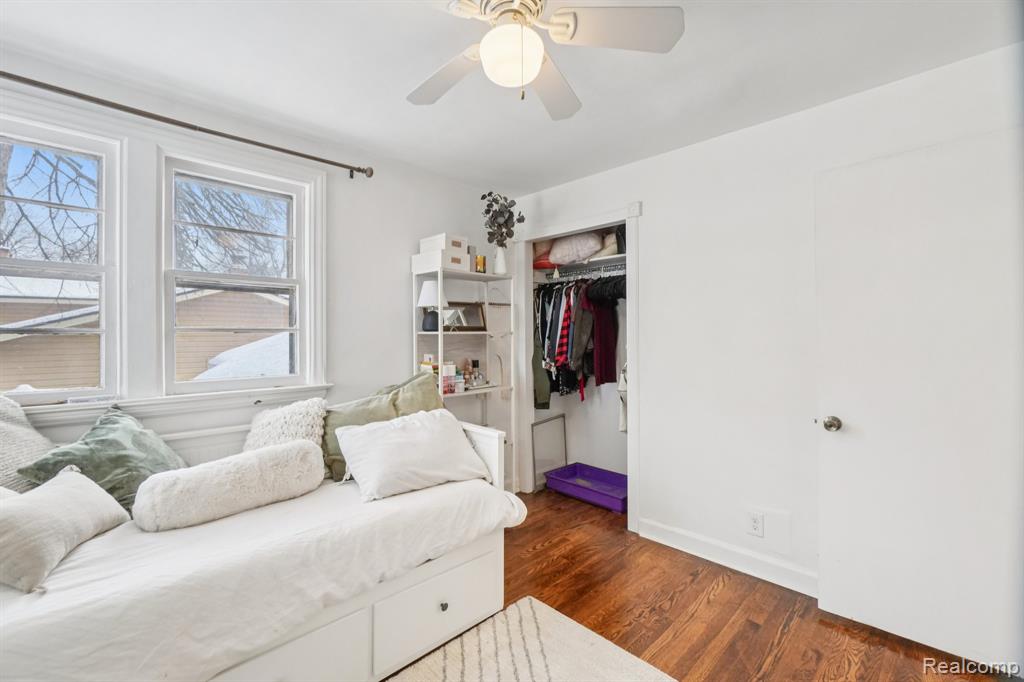 4049 S Shore Street, Waterford, MI 48328 — Photo 11