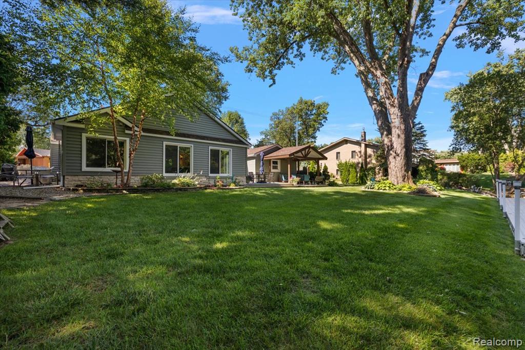 9050 Marilyn Terrace, Commerce Twp, MI 48382 — Photo 51