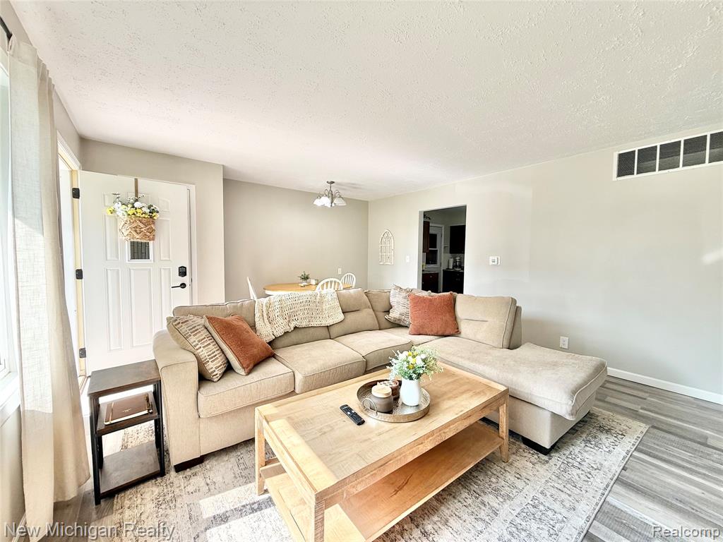 613 Oda Street, Davison, MI 48423 — Photo 4