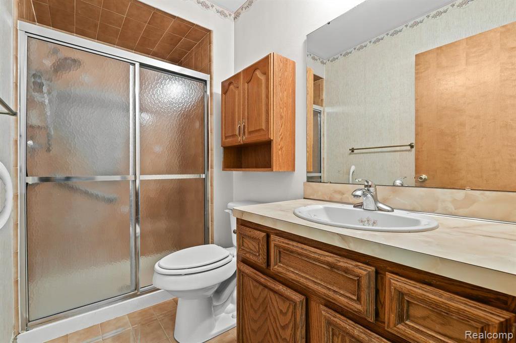 46690 BARBARA Drive, Macomb, MI 48044 — Photo 25