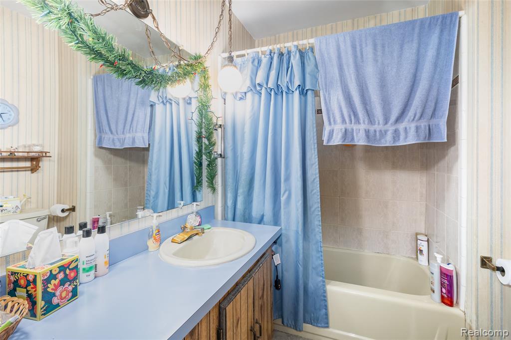 1379 Bowers Road, Lapeer, MI 48446 — Photo 14